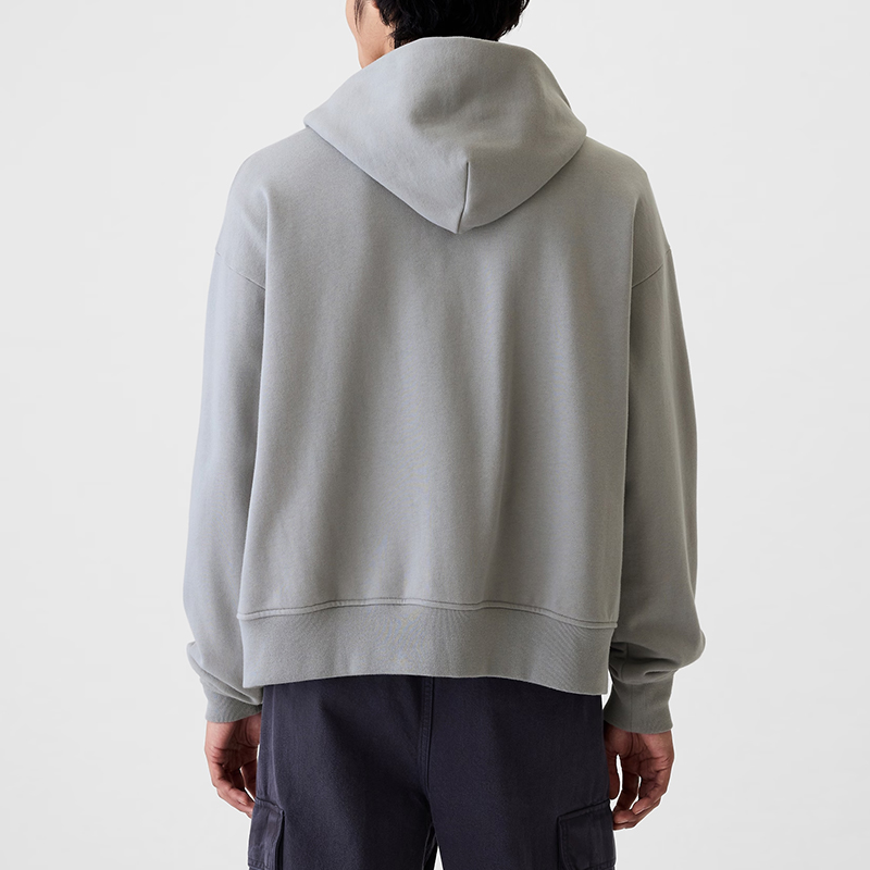 hongfeng’s boxy fit hoodie provides a relaxed, modern style with excellent comfort.